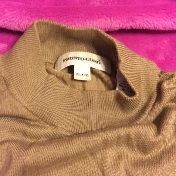 Shirt - Picture 3 of 4